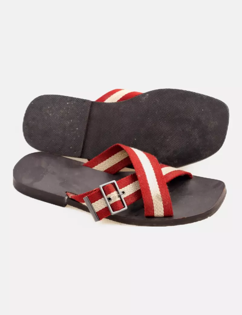 Bally Sandalia marrón plana