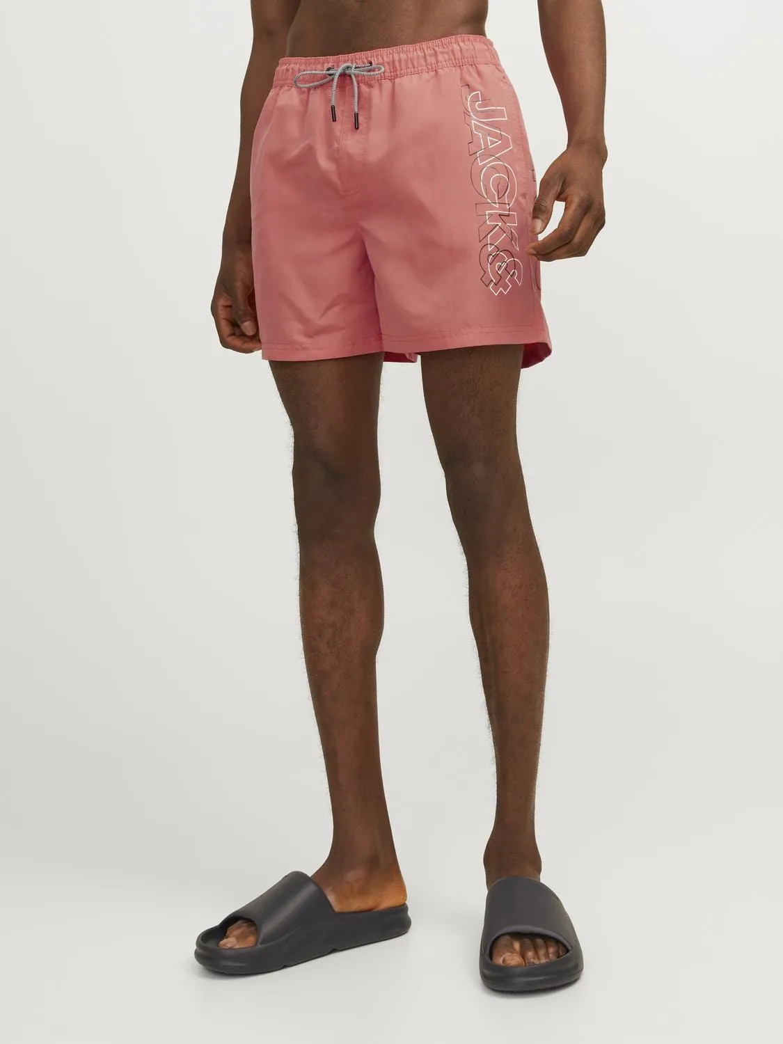 BAñADOR CON LOGO ROSA  JPSTFIJI