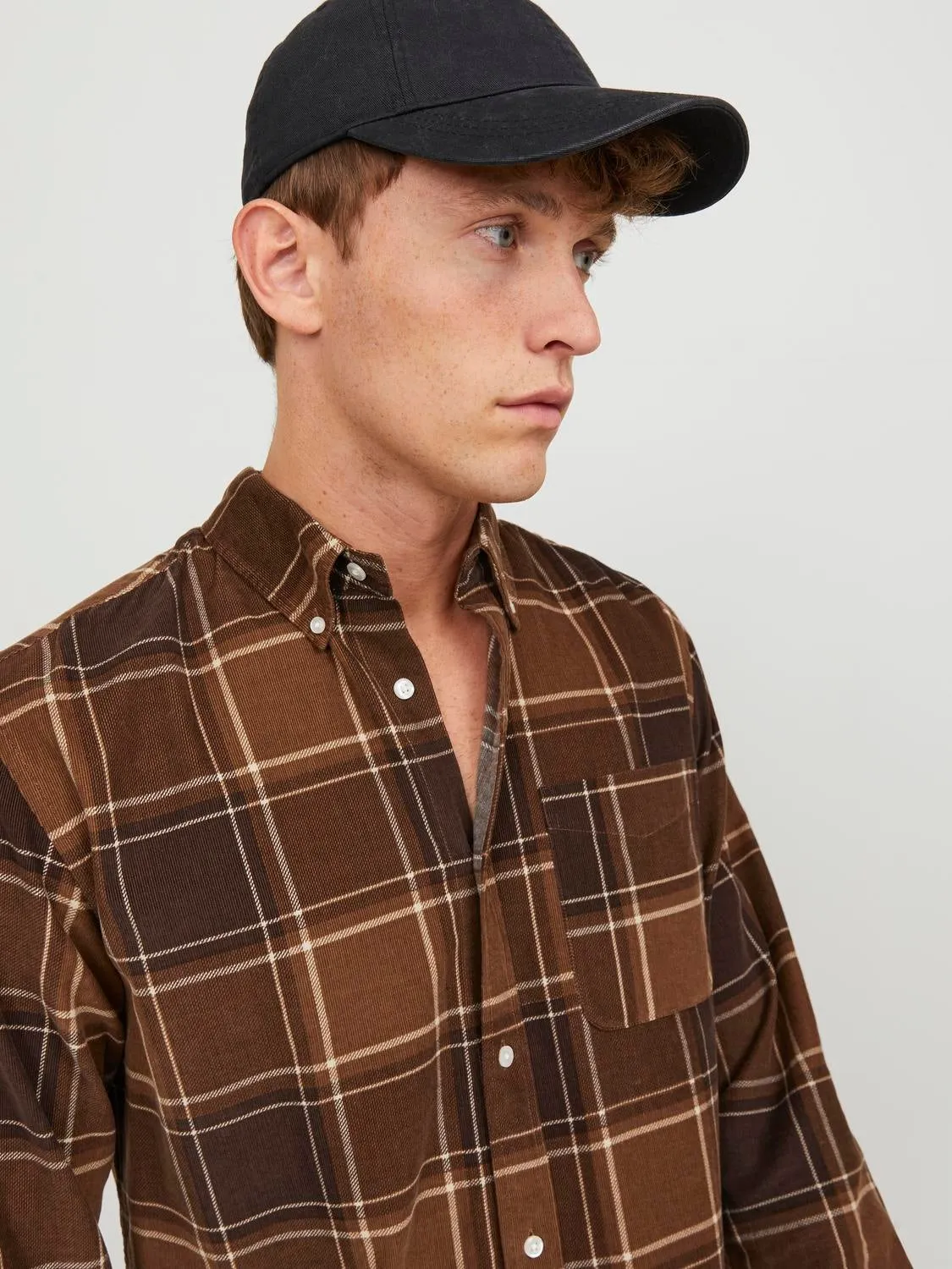Camisa Corte comfort | Marrón intermedio | Jack & Jones®