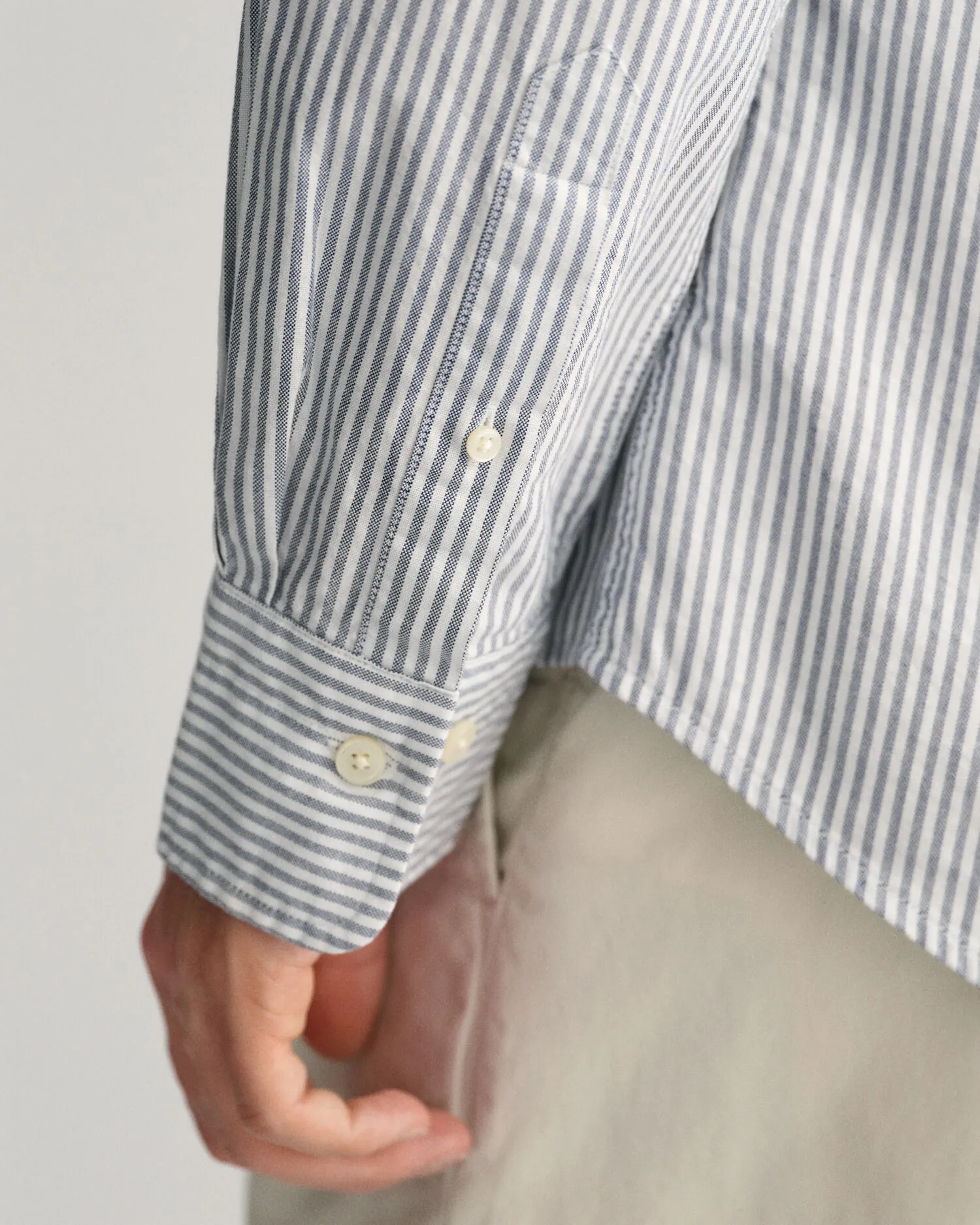 Camisa Oxford Slim Fit de rayas finas