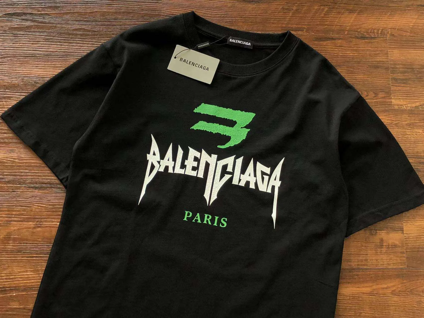 Camiseta Balenciaga SS23 – 672542