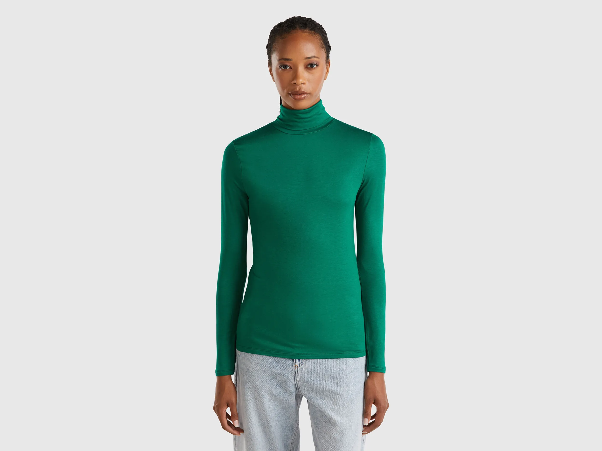 Camiseta cuello alto en viscosa sostenible stretch