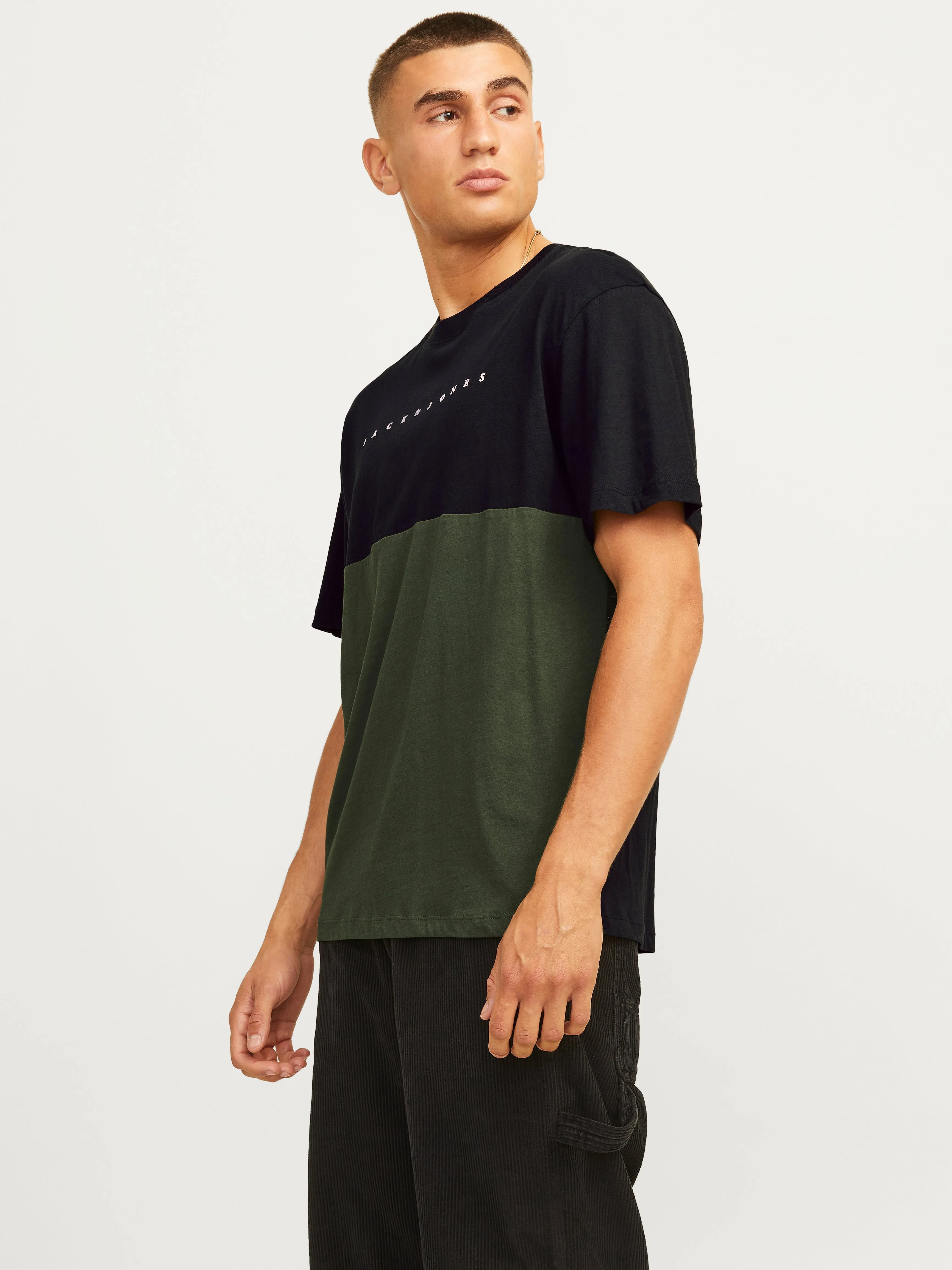 Camiseta Logotipo Cuello redondo | Negro | Jack & Jones®