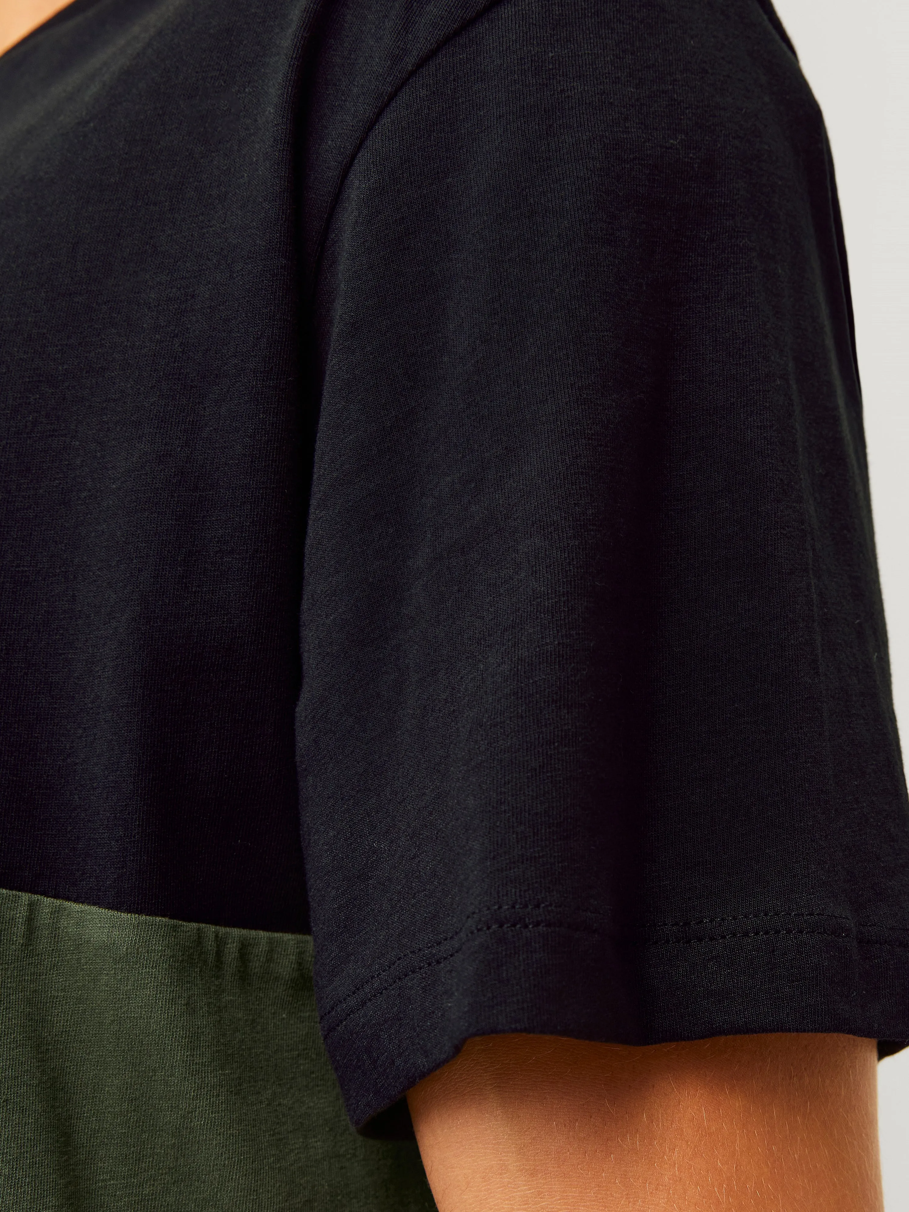 Camiseta Logotipo Cuello redondo | Negro | Jack & Jones®