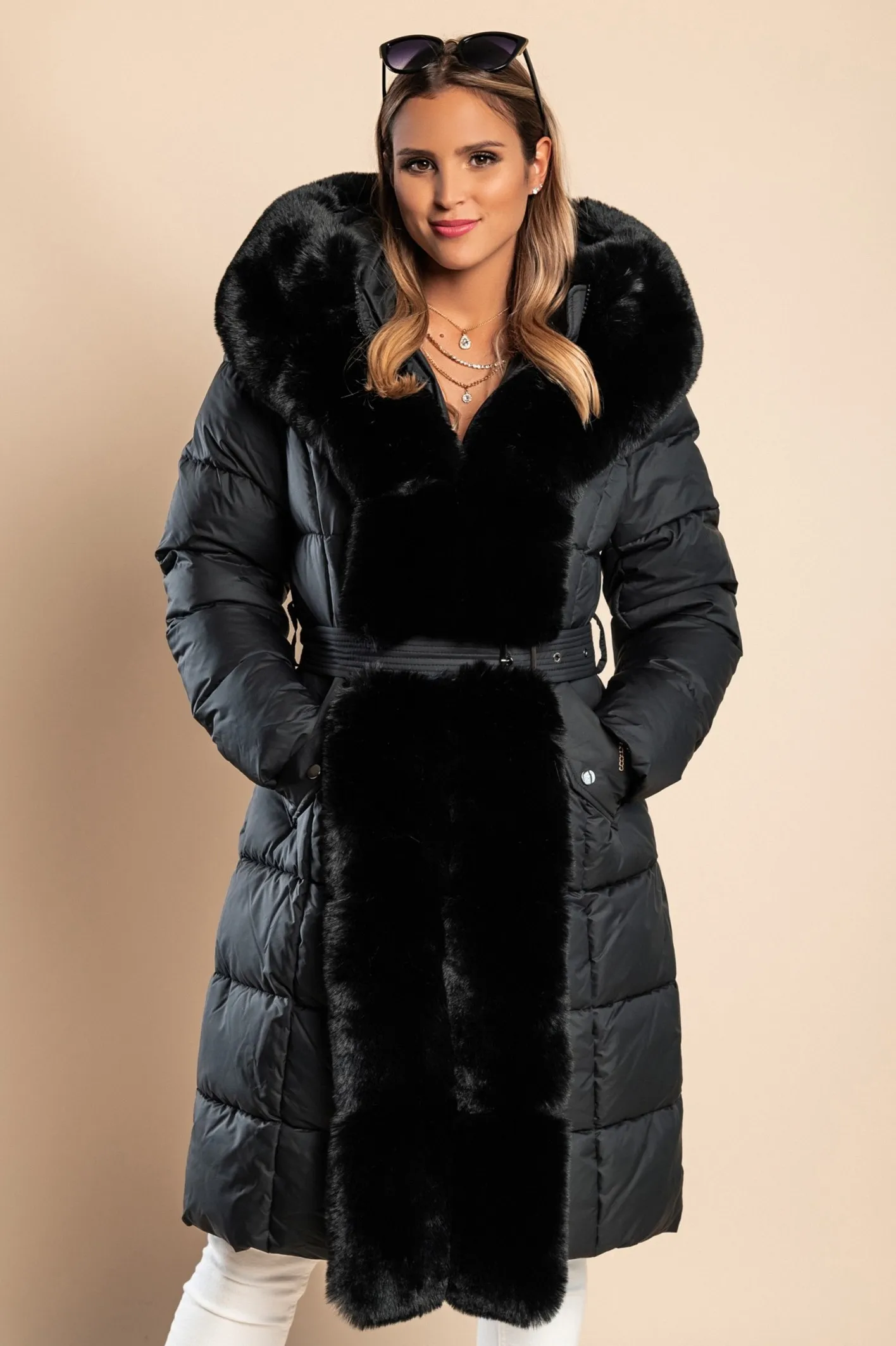 Chaqueta acolchada con pelo sintético, negro