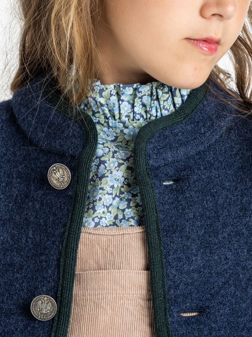 Chaqueta austriaca azul ribete