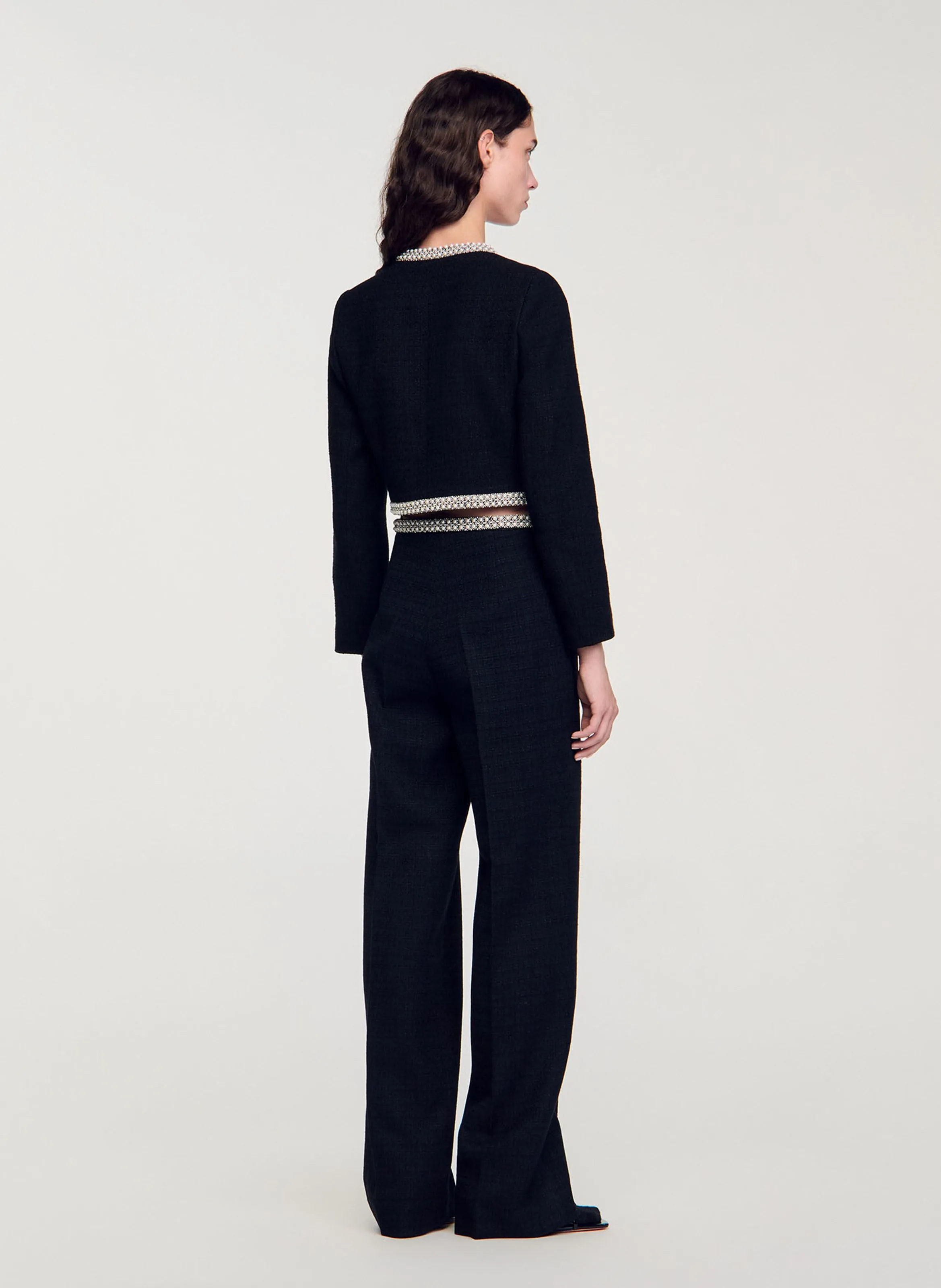 Chaqueta corta de tweed perlado en negro