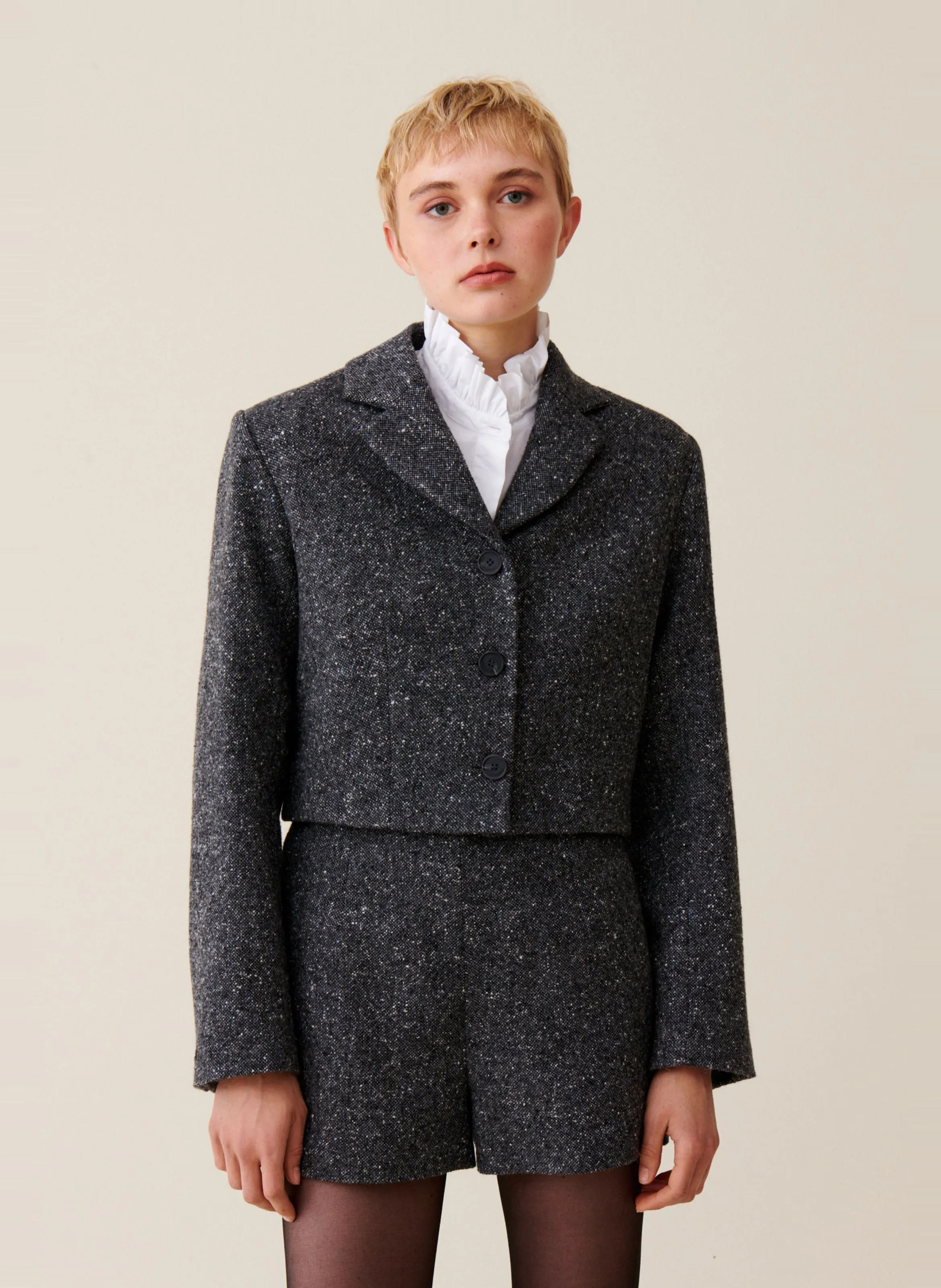 Chaqueta de sastre corta en gris