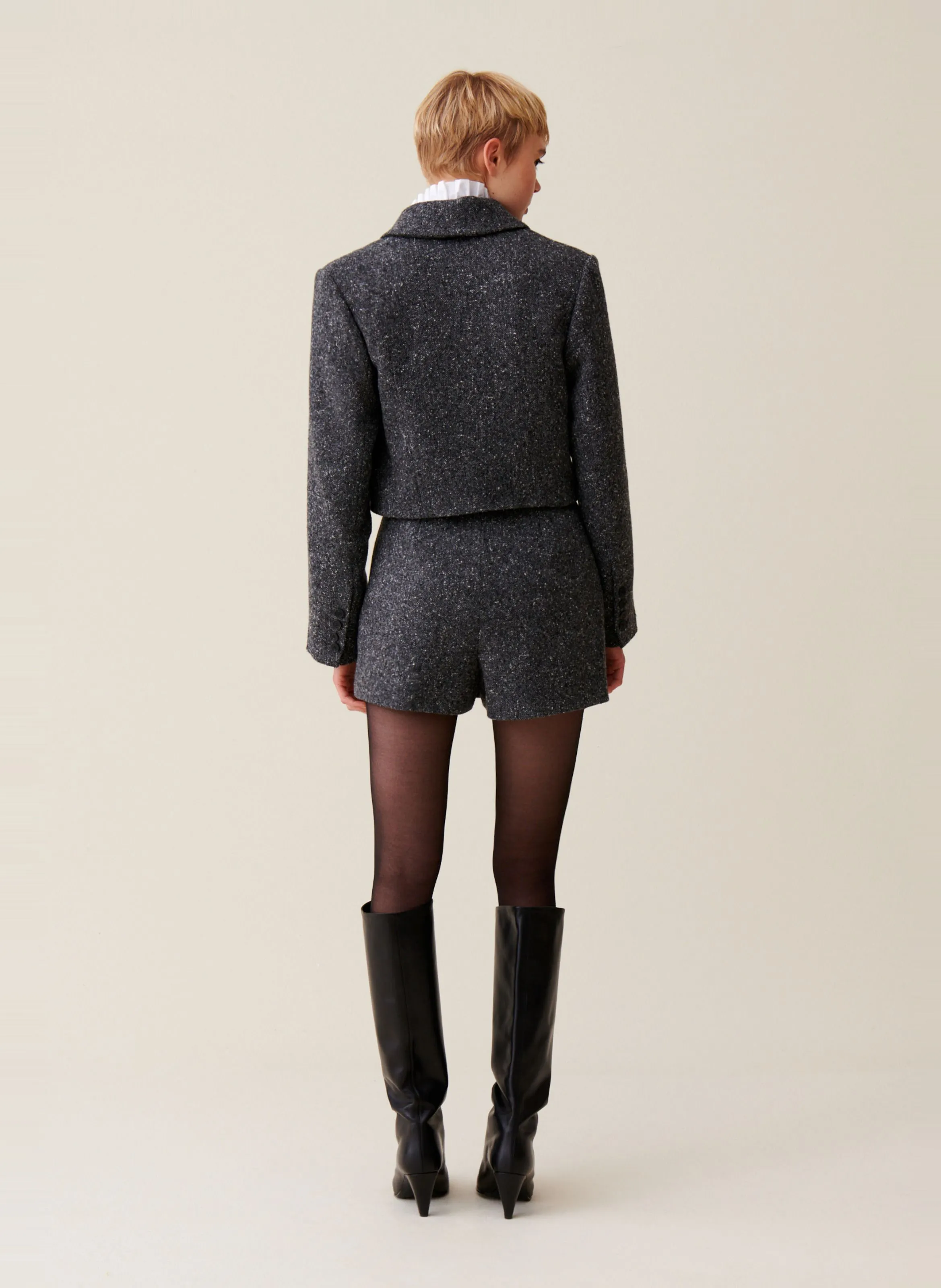 Chaqueta de sastre corta en gris
