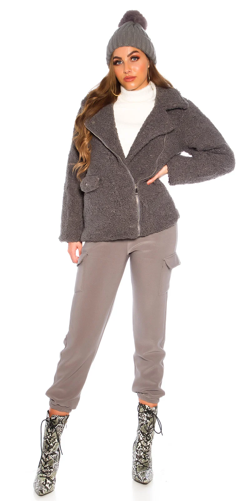 Chaqueta invierno esponjoso color gris