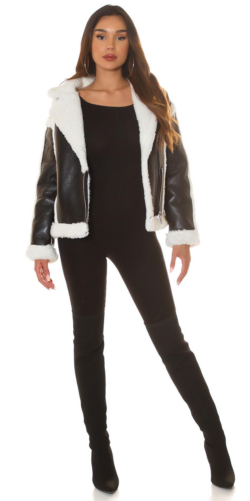 Chaqueta semi piel negro pelo sintético 