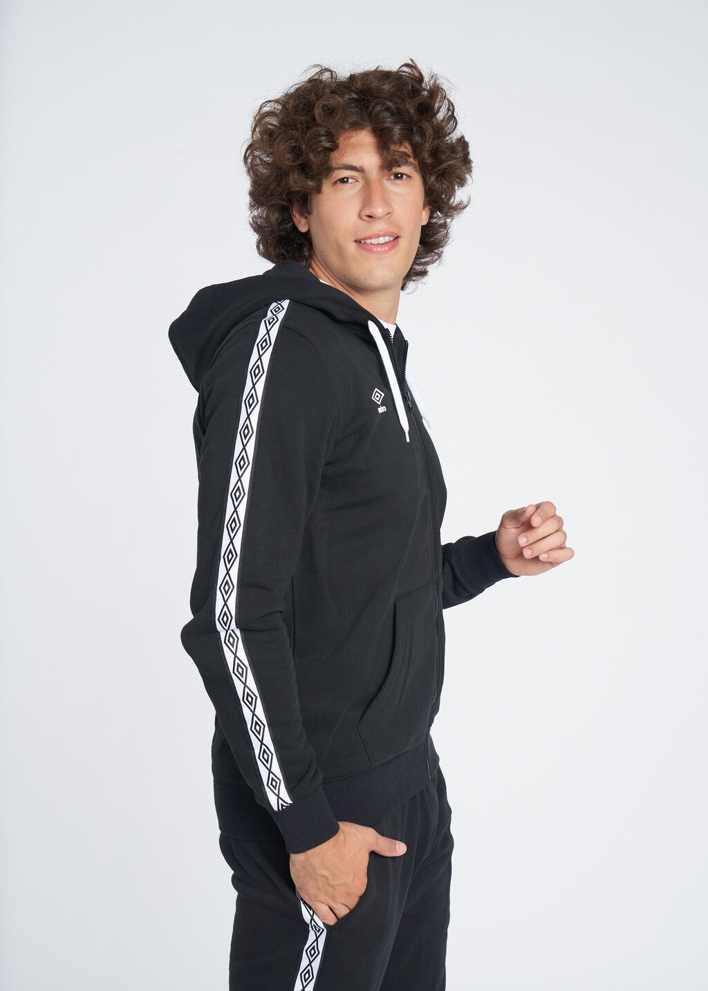 CHAQUETA UMBRO FW TAPED ZIP HOODIE Black
