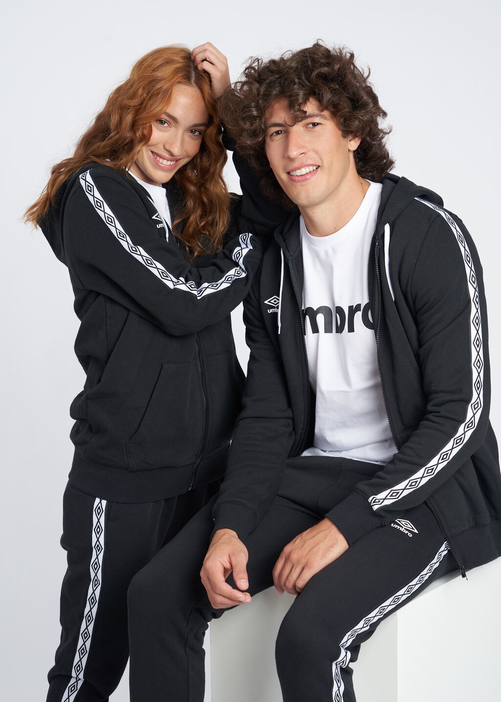 CHAQUETA UMBRO FW TAPED ZIP HOODIE Black