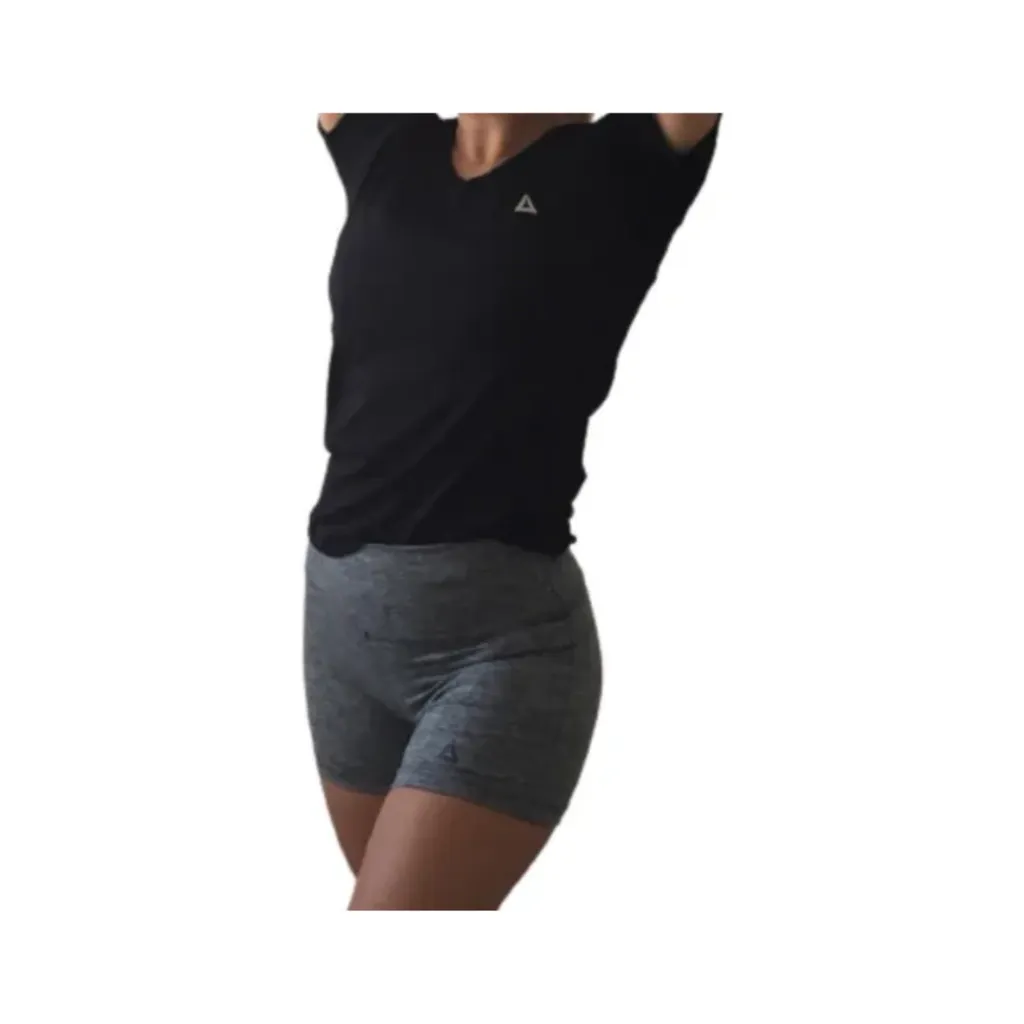 Conjunto Mujer! Short Calza Corta + Remera Deportiva