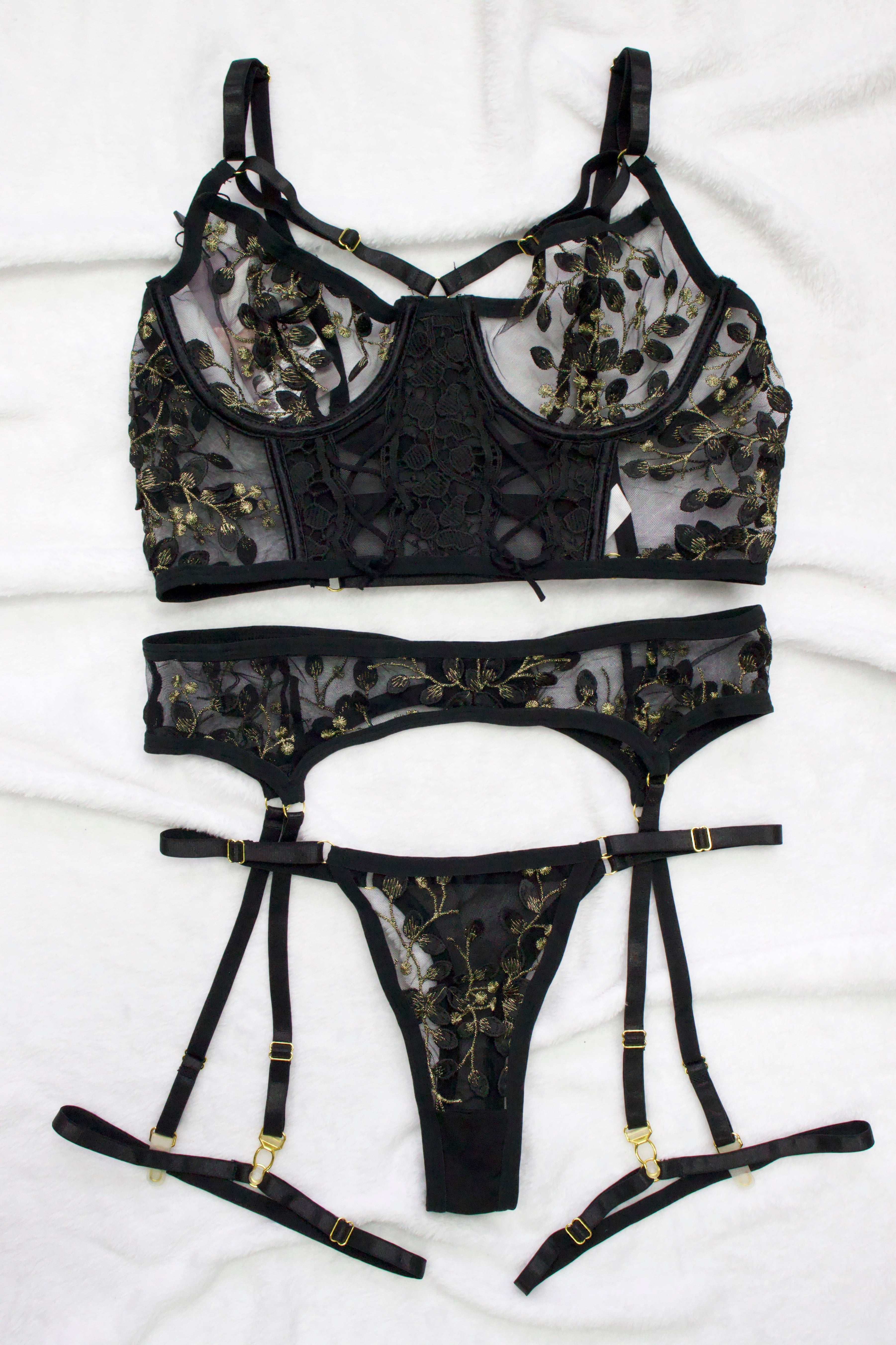 COORDINADO MESH CON BORDADO DE HOJAS PEQUEAS 86537
