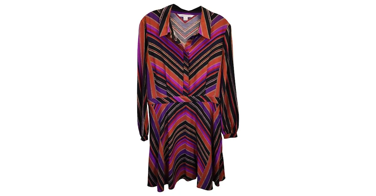 Diane von Furstenberg Minivestido con estampado de chevrón Chrissie en seda multicolor Impresión de pitón 