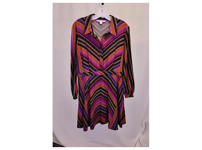 Diane von Furstenberg Minivestido con estampado de chevrón Chrissie en seda multicolor Impresión de pitón 