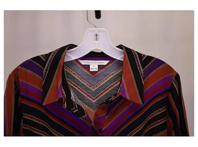 Diane von Furstenberg Minivestido con estampado de chevrón Chrissie en seda multicolor Impresión de pitón 