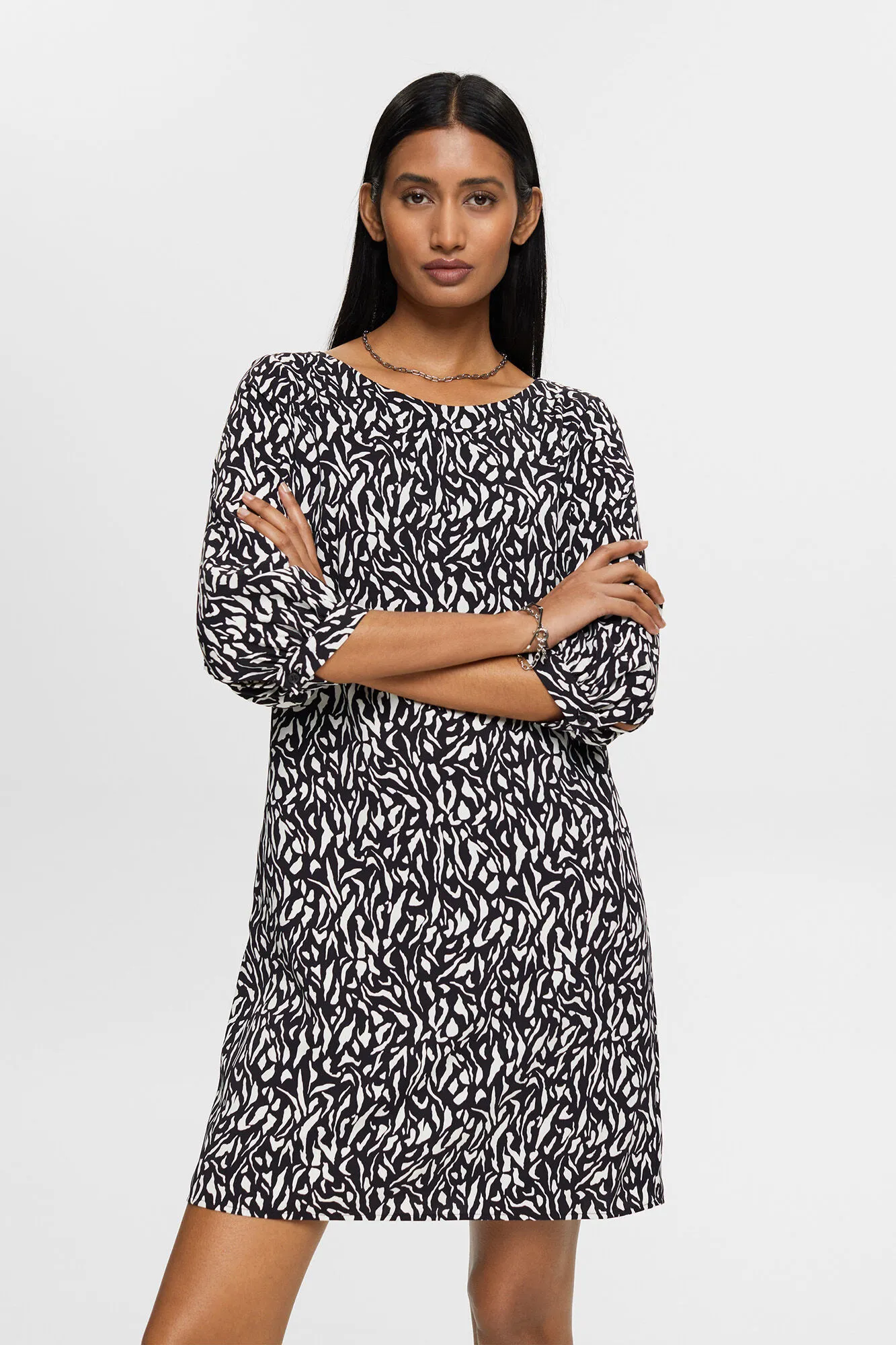 Esprit Vestido corto corte recto estampado allover