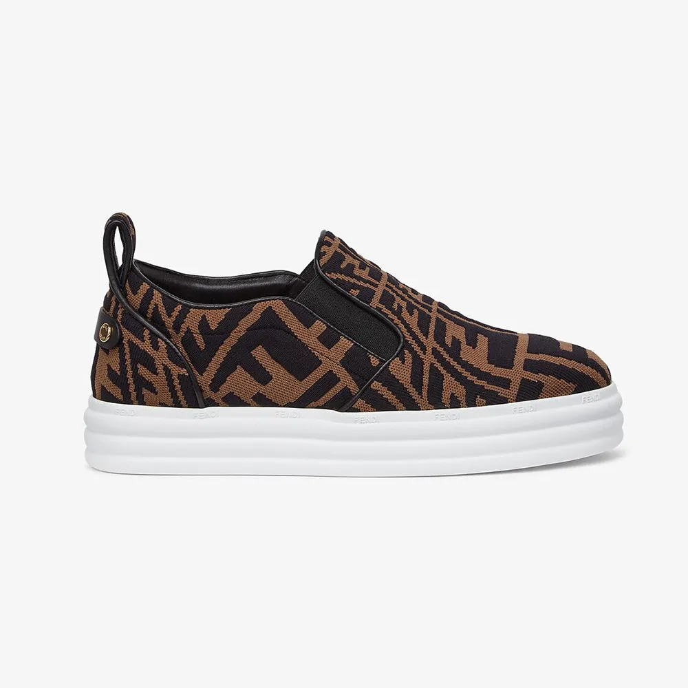 Fendi Mujer Rise Zapatillas sin cordones de tela marrón