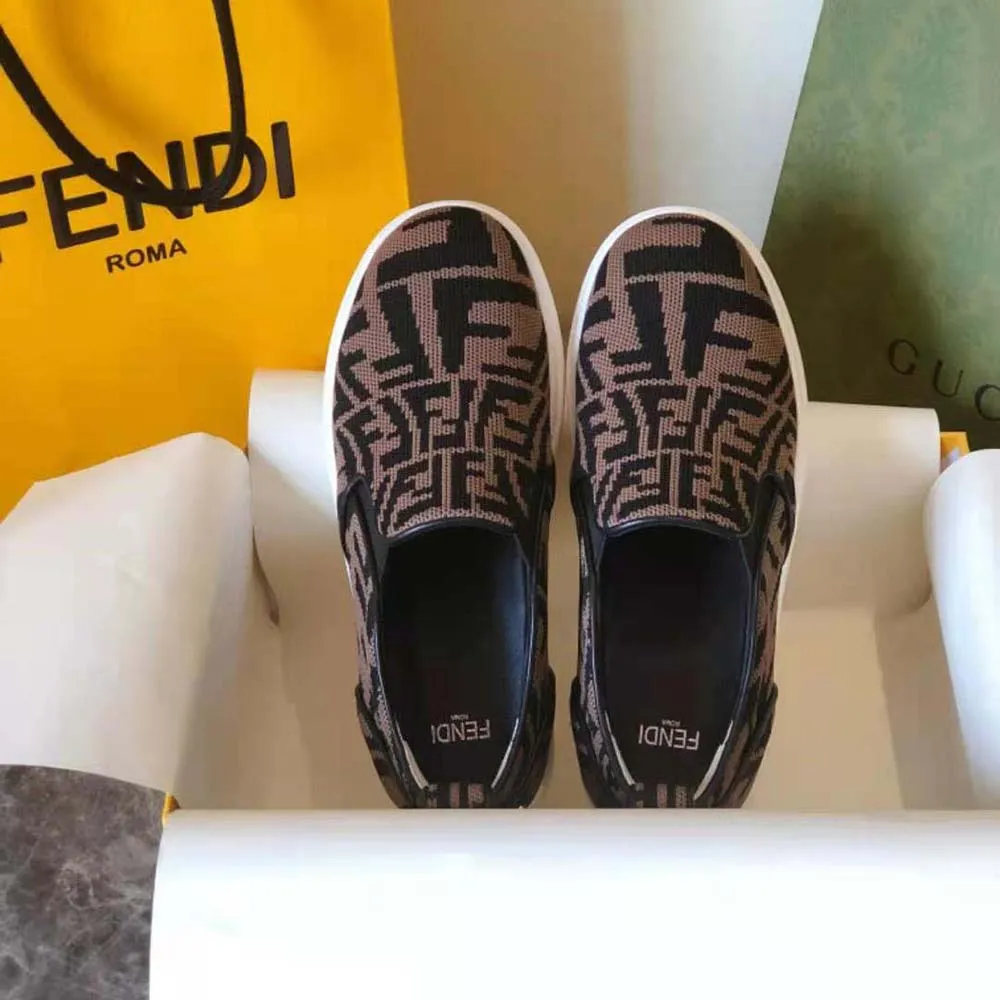 Fendi Mujer Rise Zapatillas sin cordones de tela marrón