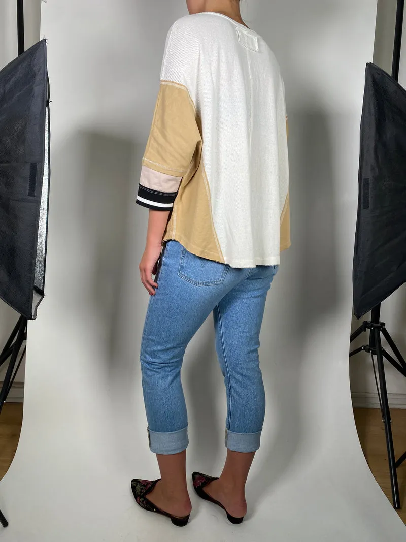 FREE PEOPLE Polera Blanca Mangas Cafés