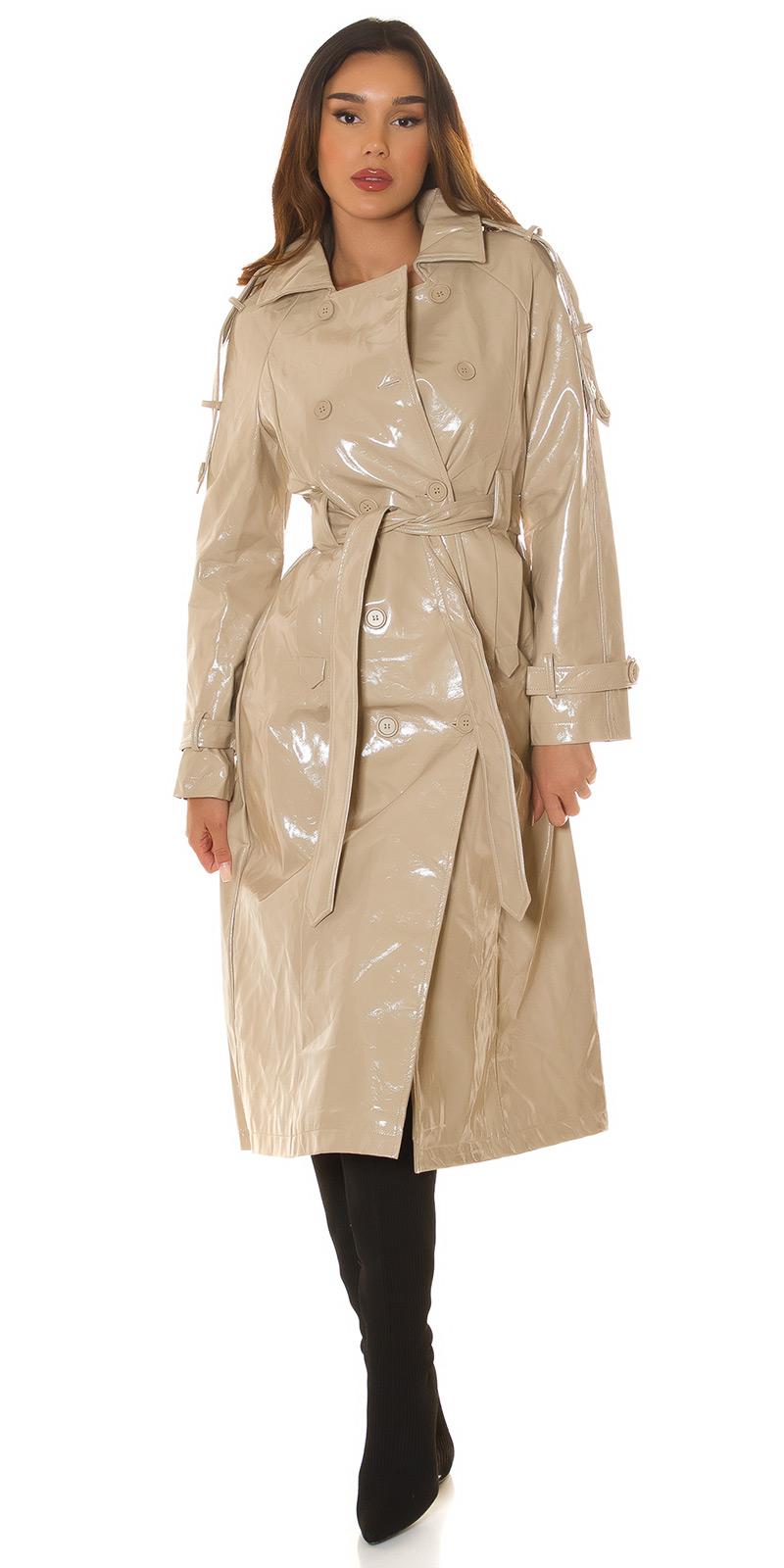 Gabardina de cuero sintético beige