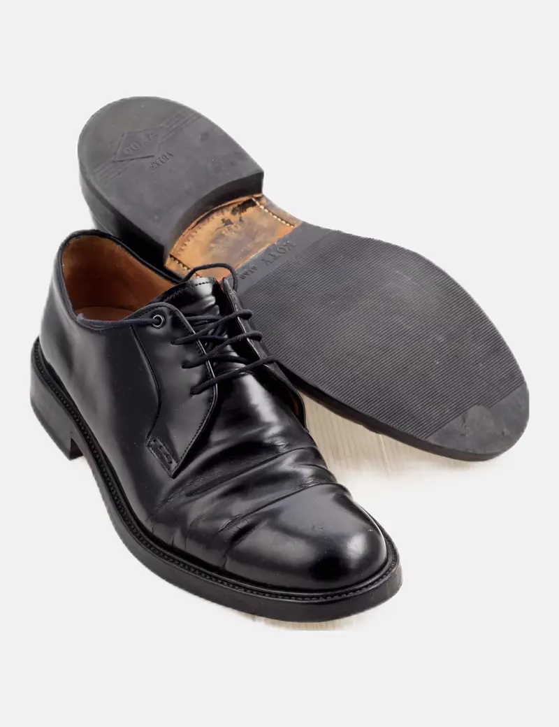 GEORGES Zapato negro básico