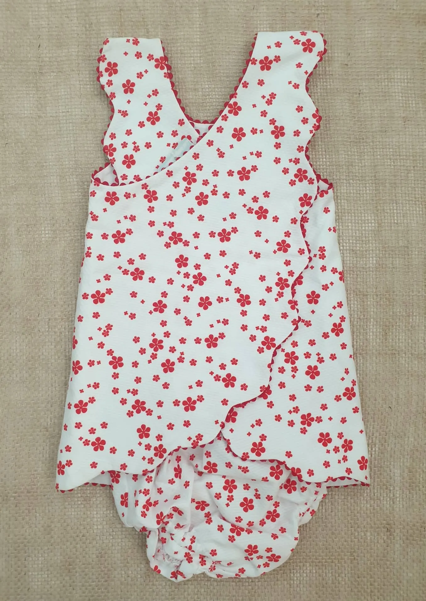 Jesusito con braguitas bebé niña 171353 Rojo