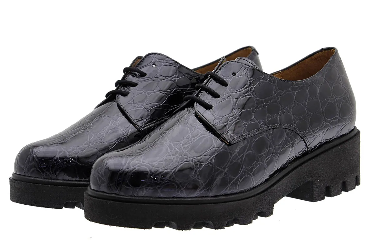 LACEUP SHOE GREY COCO PATENT