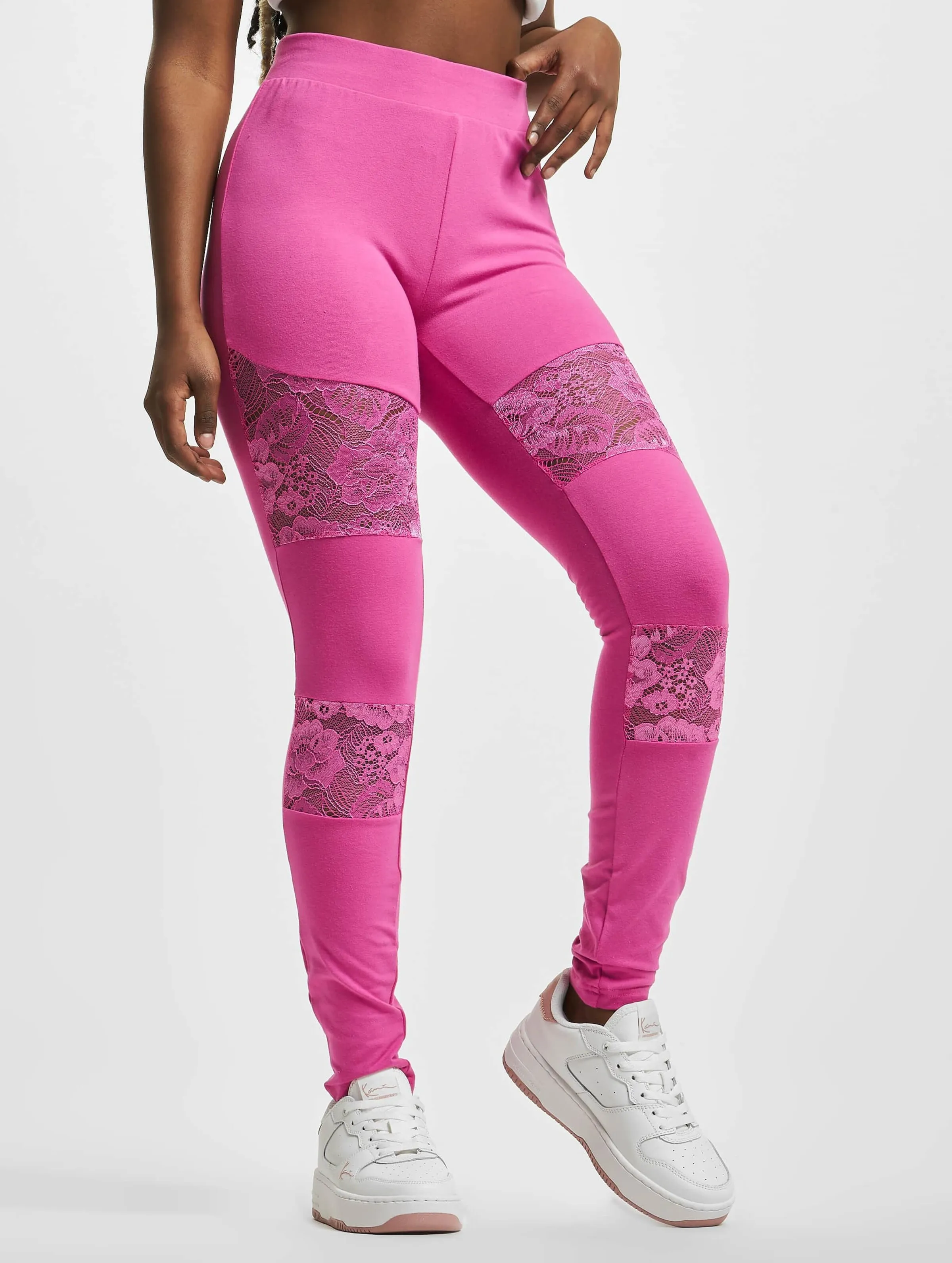 Ladies Laces Inset