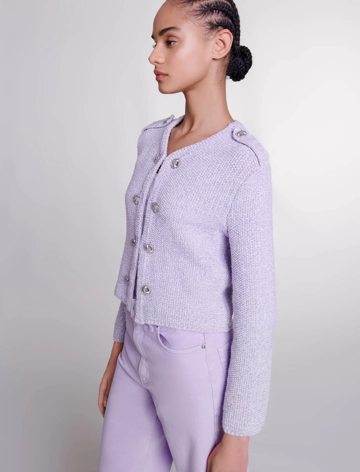 MAJE Chaqueta tejida con cuello de pico y botones en violeta