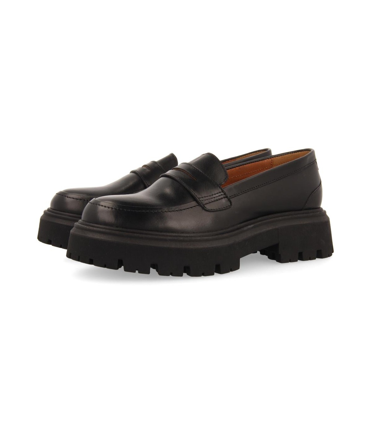 Mocasines con antifaz en piel negra