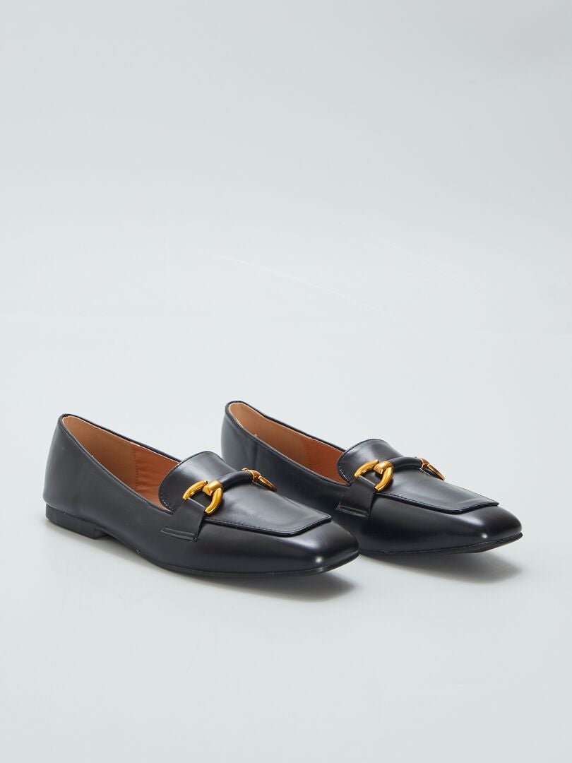 MOCASINES CON TIRAS DORADAS  NEGRO