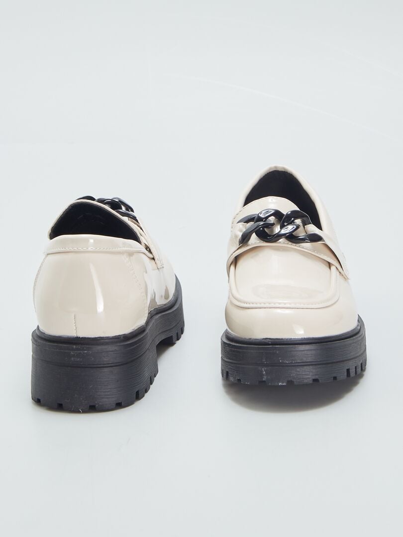 MOCASINES DE CHAROL  BEIGE