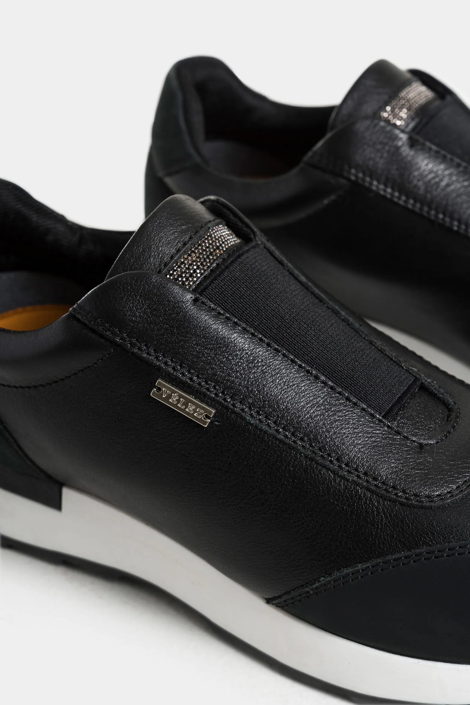 Mocasines zipa de cuero para mujer detalles millaré