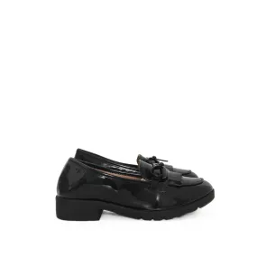Mocasín Mujer Flecos Charol Negro