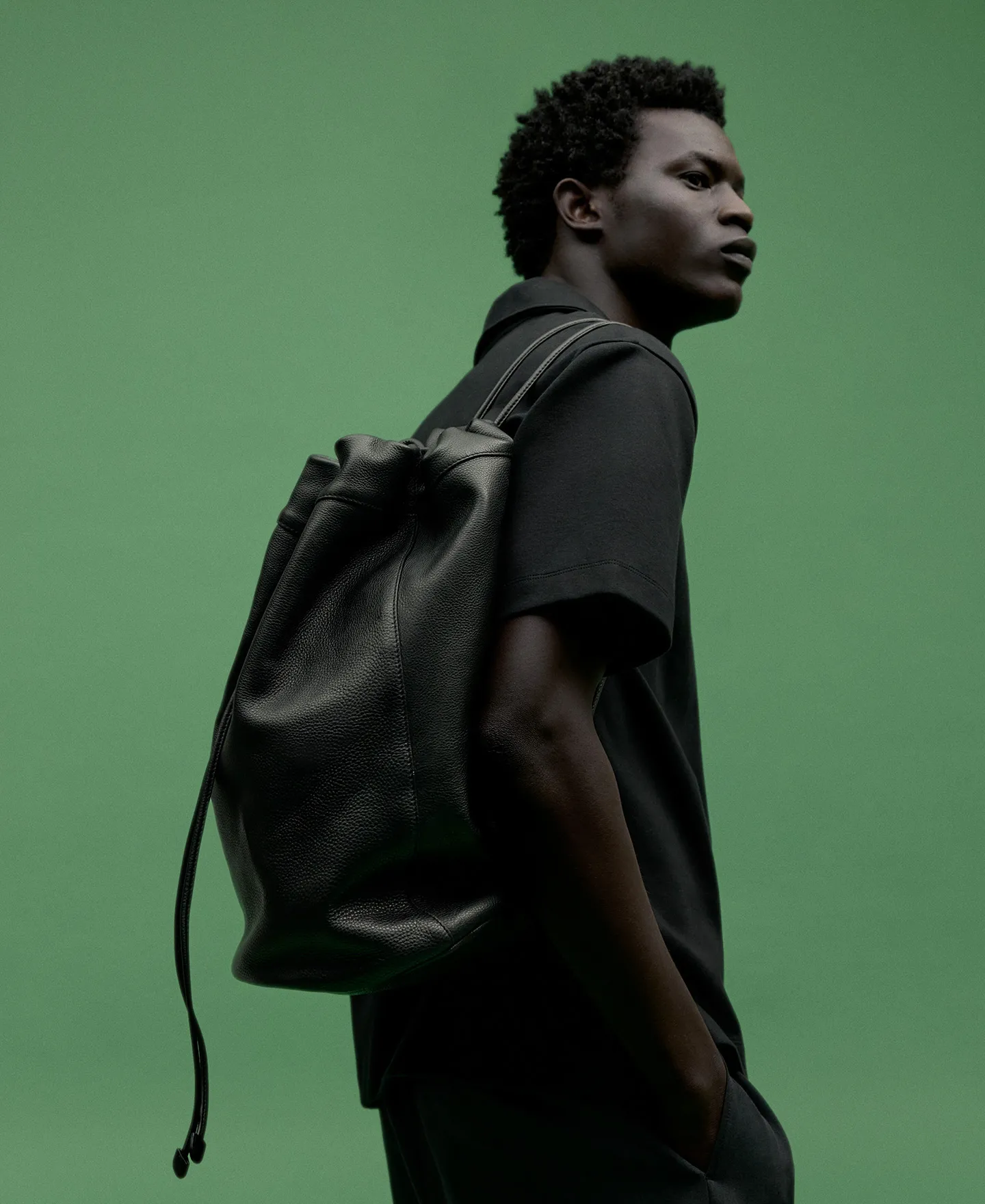 Mochila en piel negra hombre