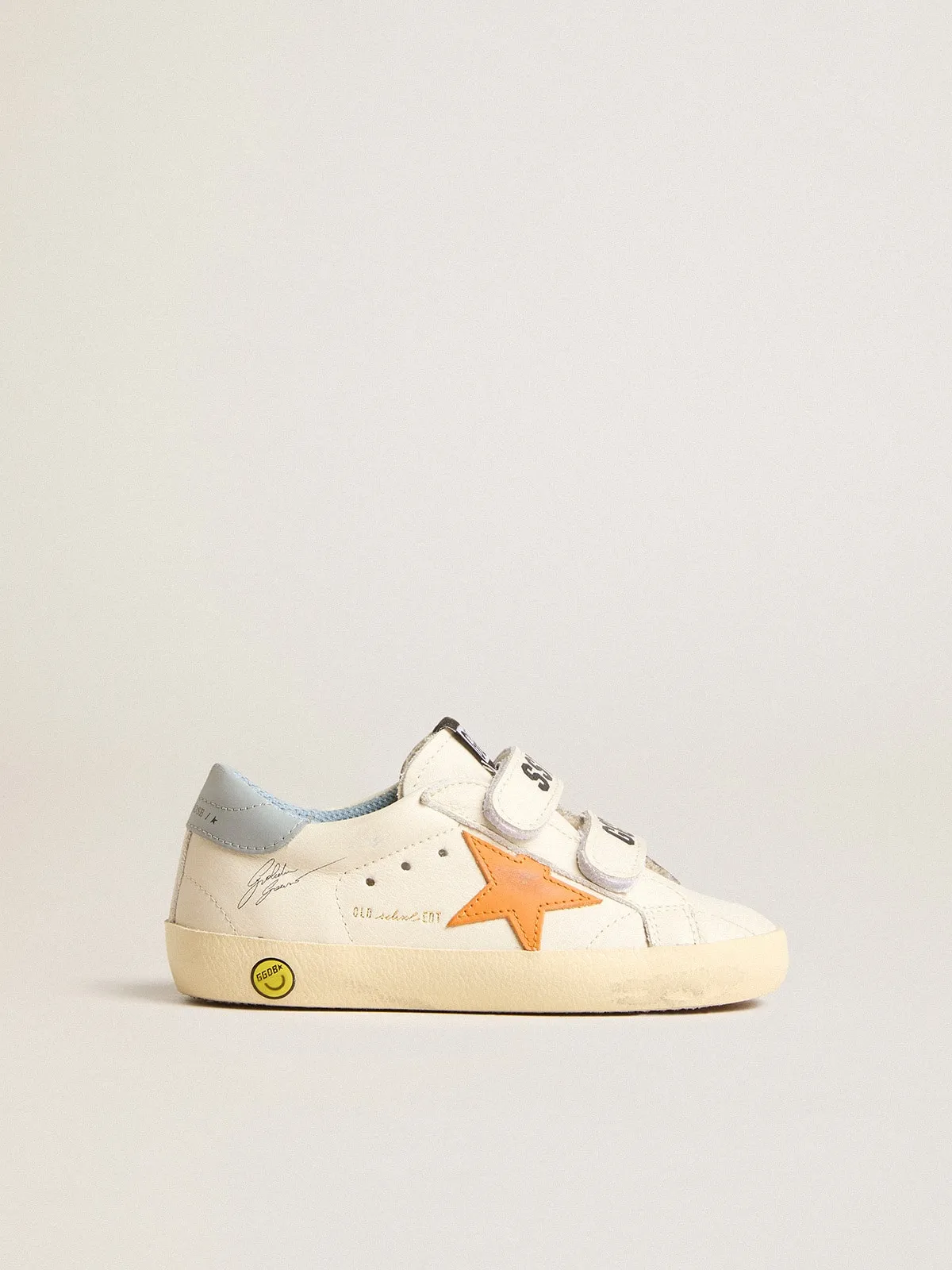 Old School Young de piel con estrella naranja y refuerzo del talón azul bebé
