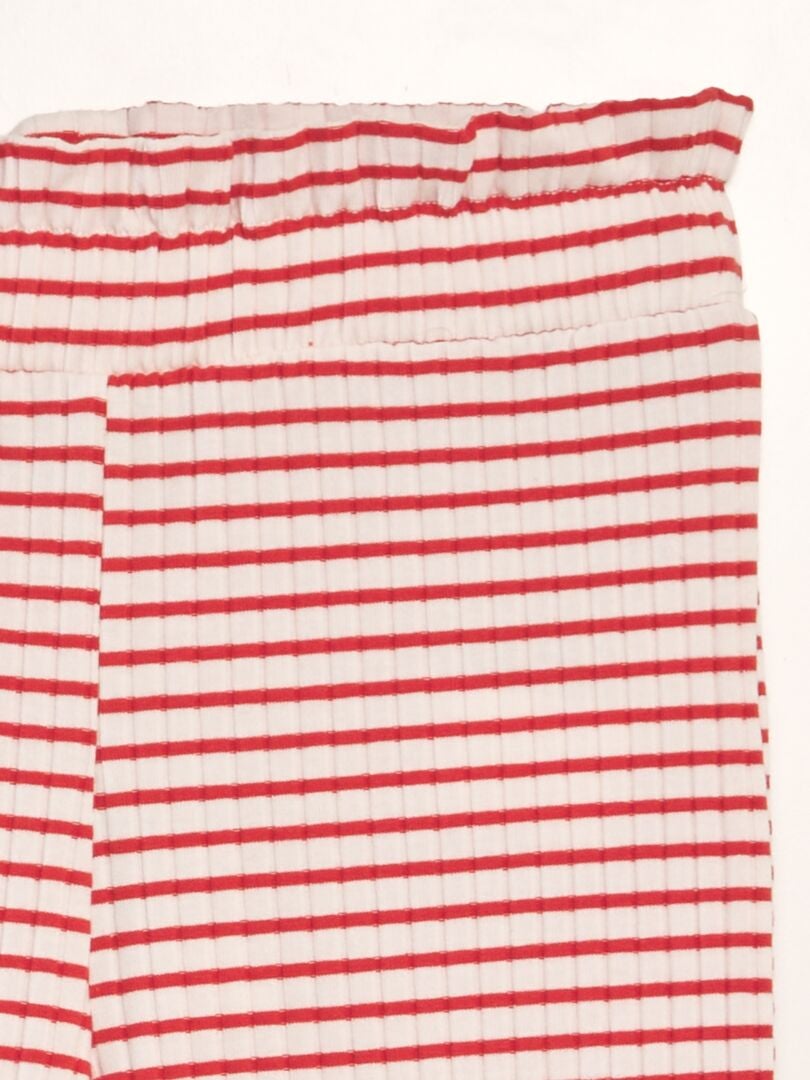 PANTALóN ANCHO DE CANALé  ROJO