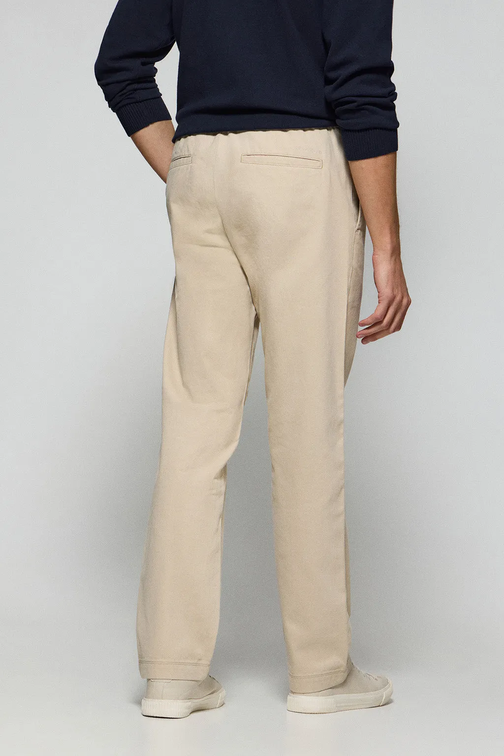 Pantalón beige Trent con cintura elástica y detalles Polo Club