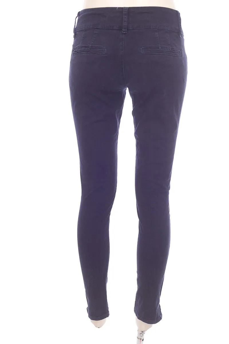 PANTALóN COLOR AZUL  UNIVERSITY CLUB