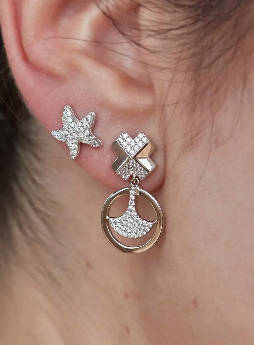 Pendientes plata y circonitas móviles con motivo de circulo