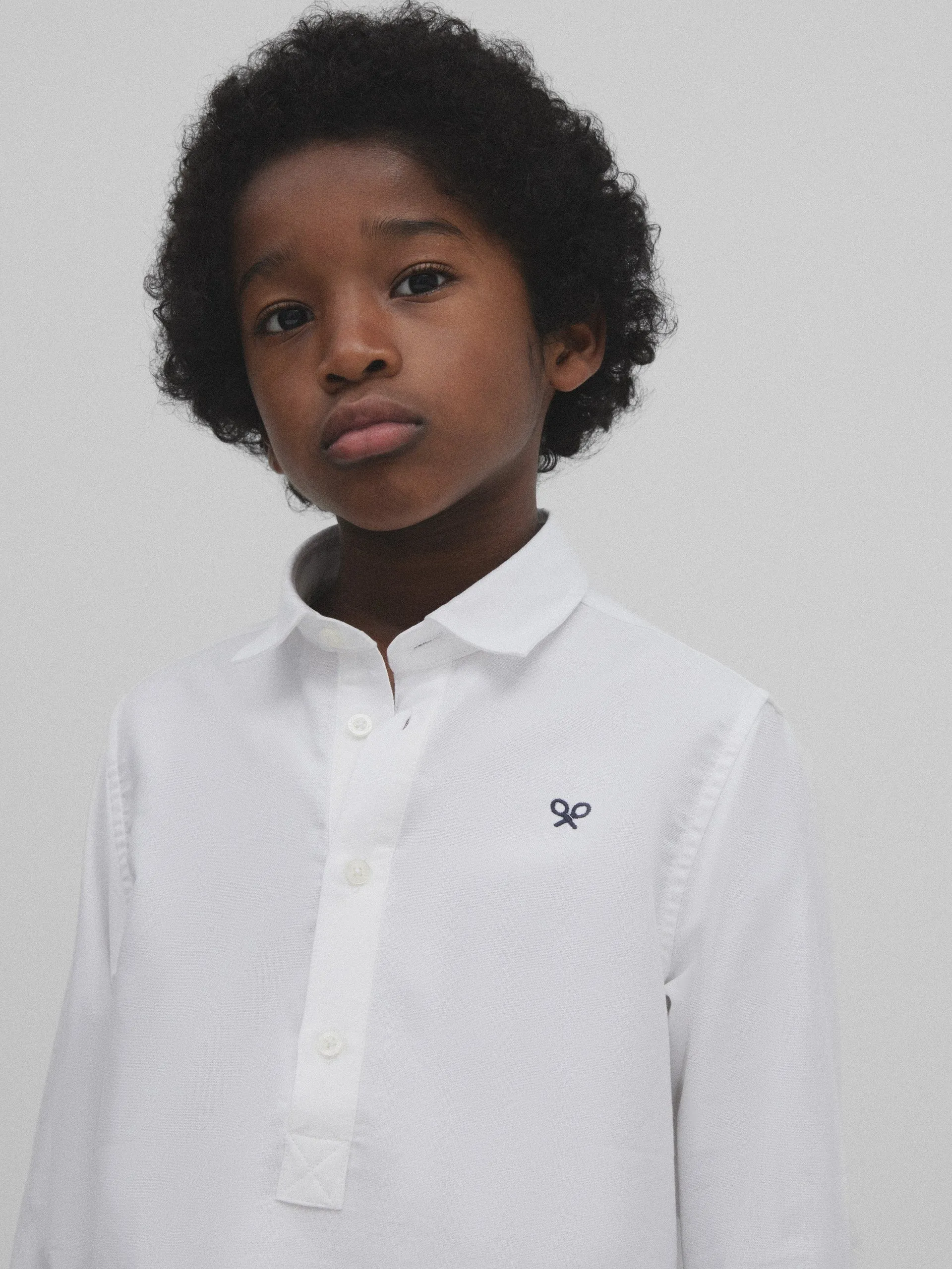 Polera sport kids clasica oxford blanca