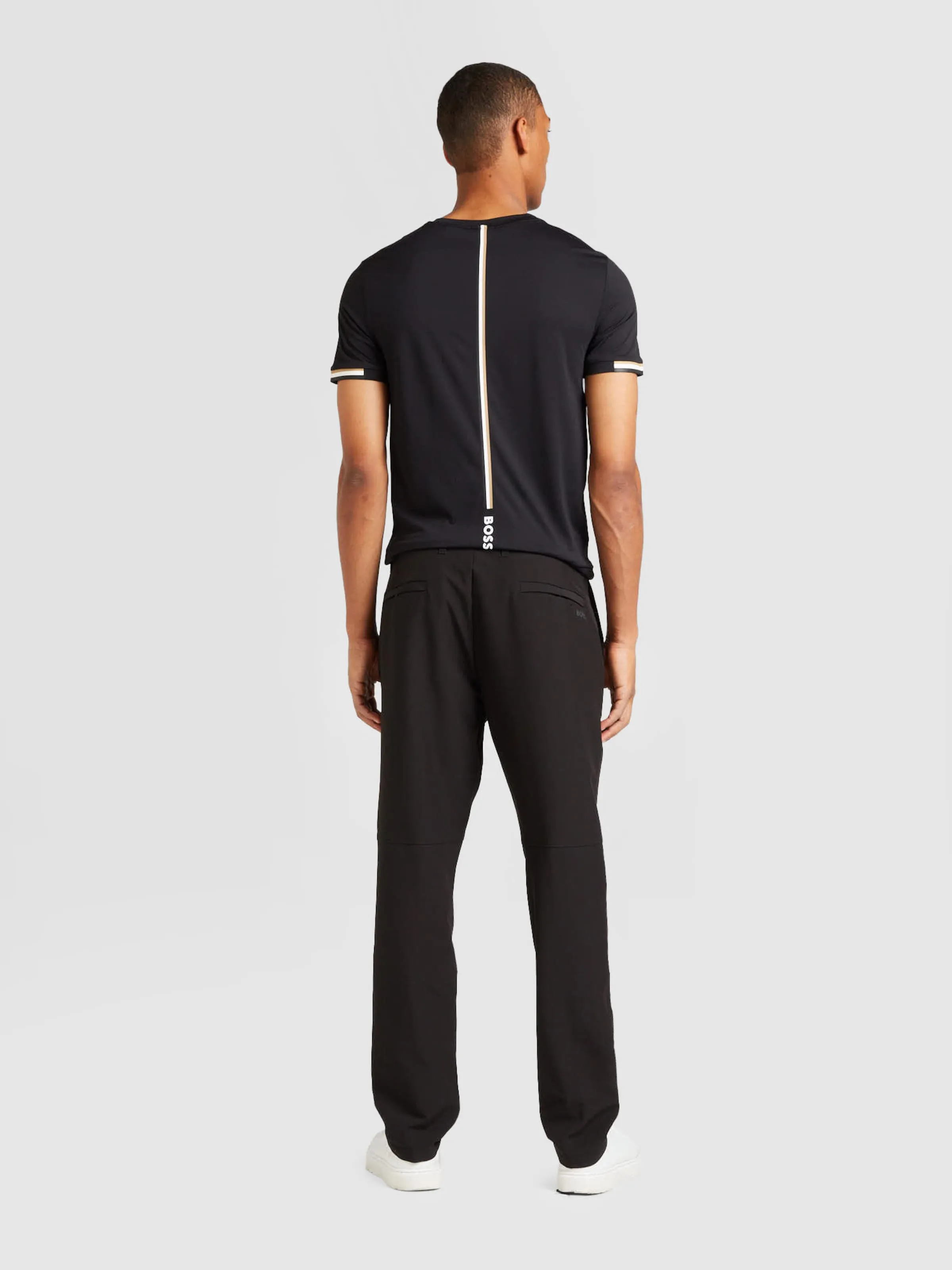 regular Pantalón chino 'Commuter' BOSS en Negro