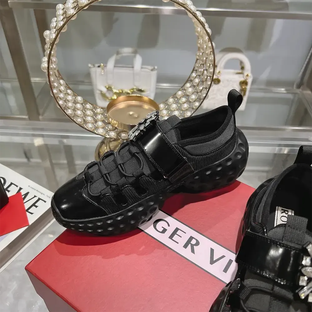 ROGER VIVIER MUJER VIV’ ZAPATILLAS RUN LIGHT TREKKY DE TELANEGRO