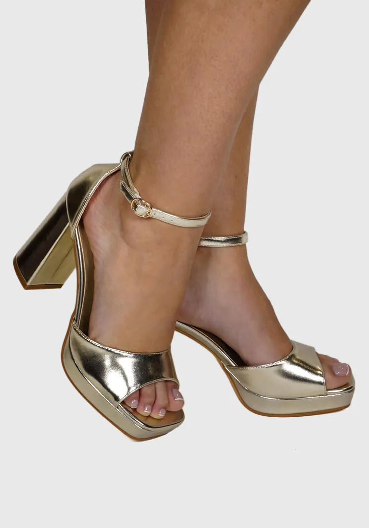 Sandalia Ariadna Dorado