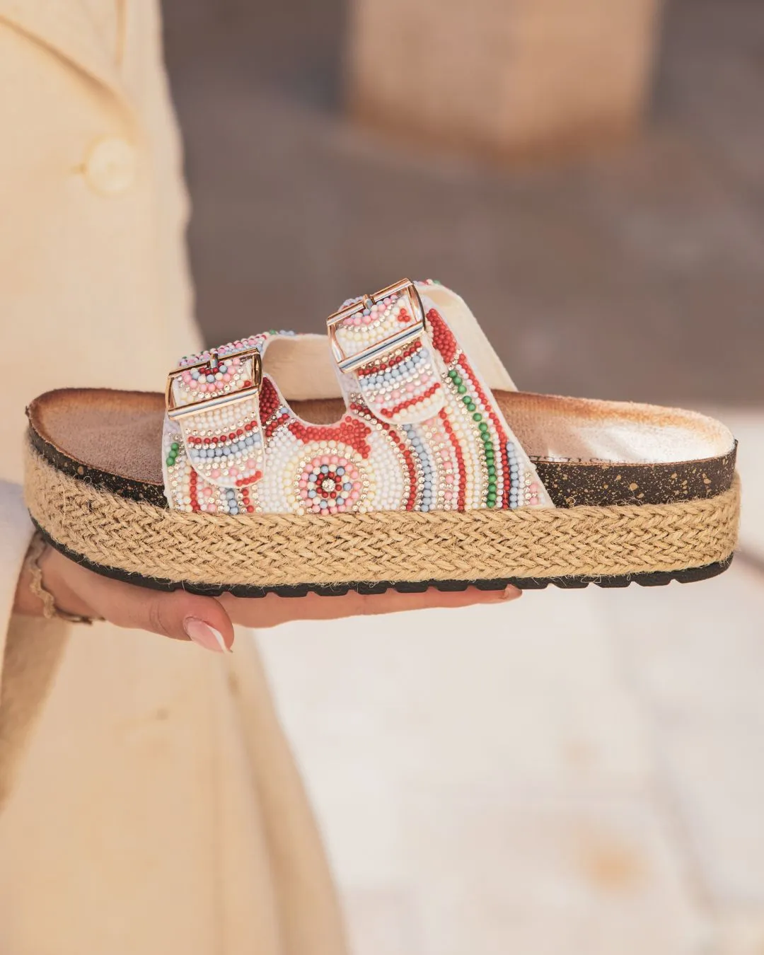 SANDALIA DE PLATAFORMA MULTICOLOR BLANCA  MARIE