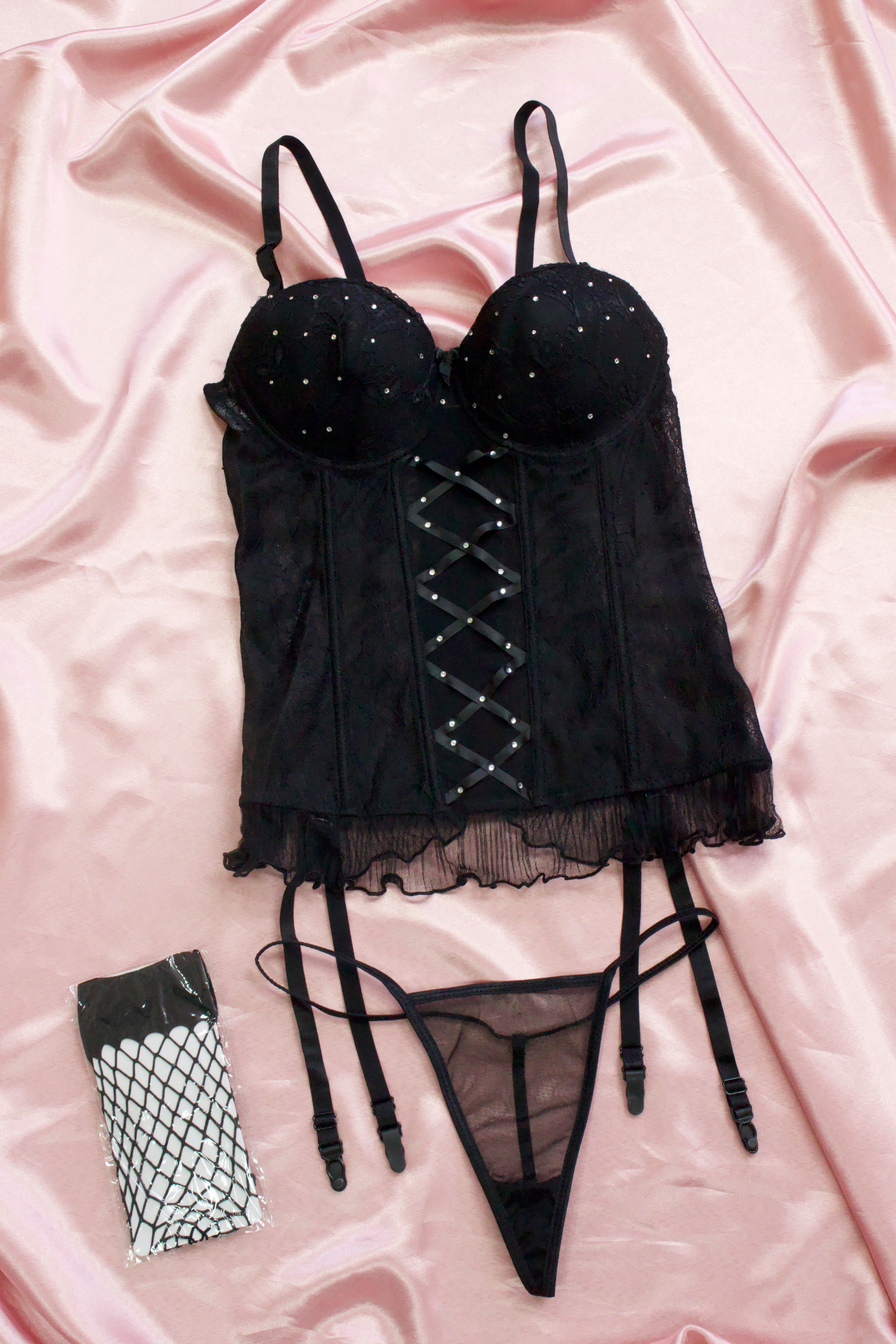 SET DE LENCERA CON CORSET DE ENCAJE Y MESH 8051