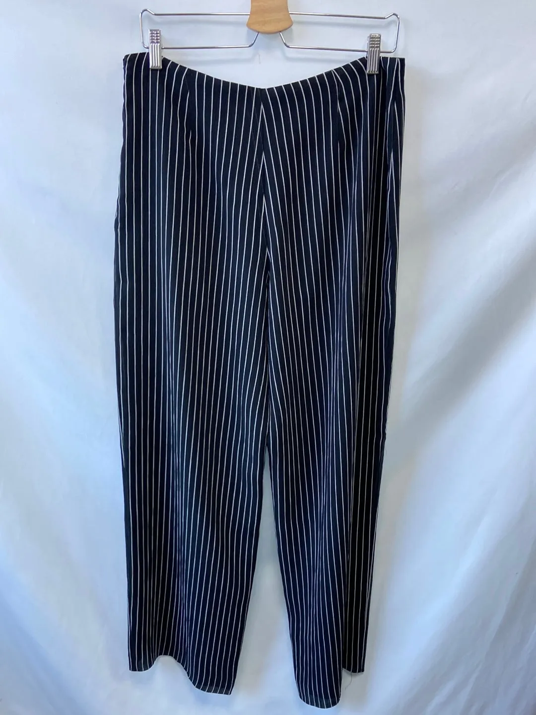 SIMORRA.Pantalones rectos fluidos rayas T.44